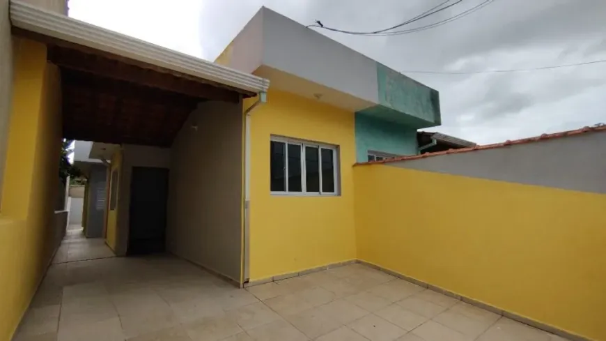 Foto 1 de Casa com 2 Quartos à venda, 68m² em Jardim Barra de Jangadas, Peruíbe