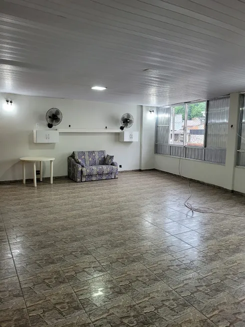 Foto 1 de Casa com 3 Quartos à venda, 150m² em Cascadura, Rio de Janeiro