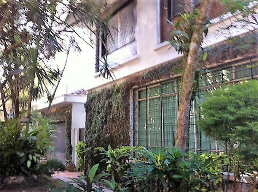 Foto 1 de Casa com 3 Quartos para venda ou aluguel, 630m² em Gonzaga, Santos