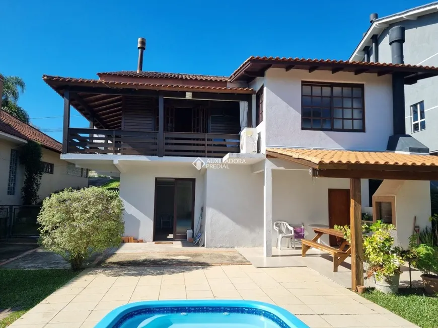 Foto 1 de Casa com 3 Quartos à venda, 675m² em Elsa, Viamão