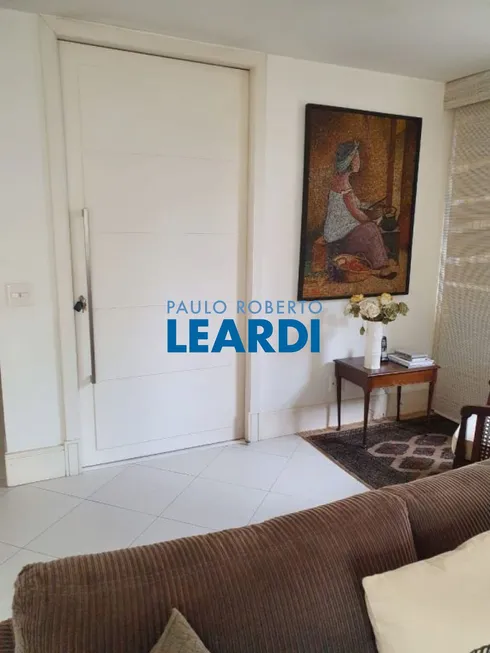 Foto 1 de Apartamento com 2 Quartos à venda, 168m² em Jardim Paulistano, São Paulo