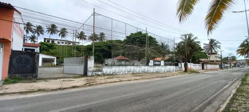 Foto 1 de Lote/Terreno à venda, 1950m² em Calhau, São Luís