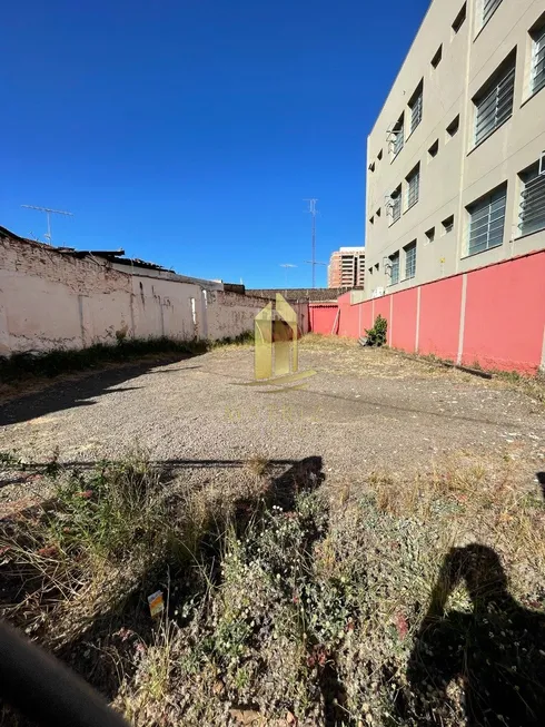 Foto 1 de Lote/Terreno para alugar, 210m² em Centro, Franca