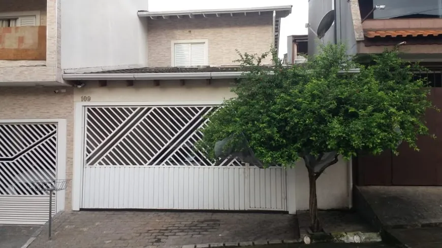 Foto 1 de Sobrado com 3 Quartos à venda, 160m² em Jardim D'abril, Osasco