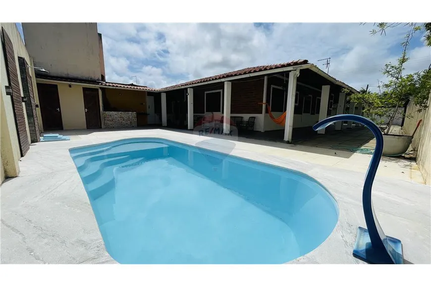 Foto 1 de Casa de Condomínio com 4 Quartos à venda, 275m² em Ipioca, Maceió