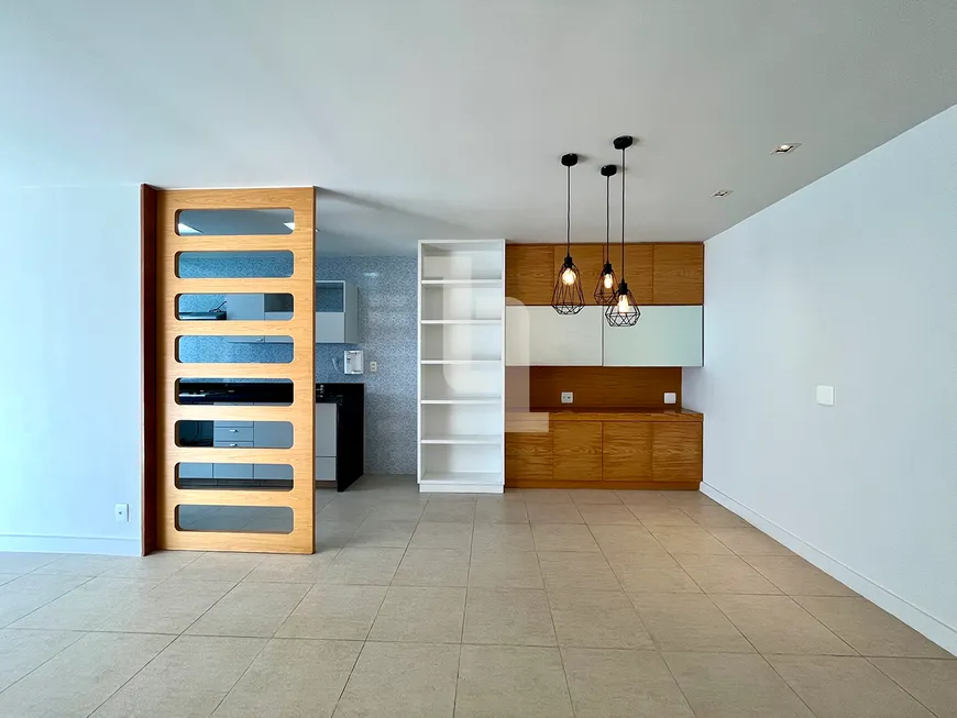 Foto 1 de Apartamento com 1 Quarto à venda, 74m² em Lagoa, Rio de Janeiro