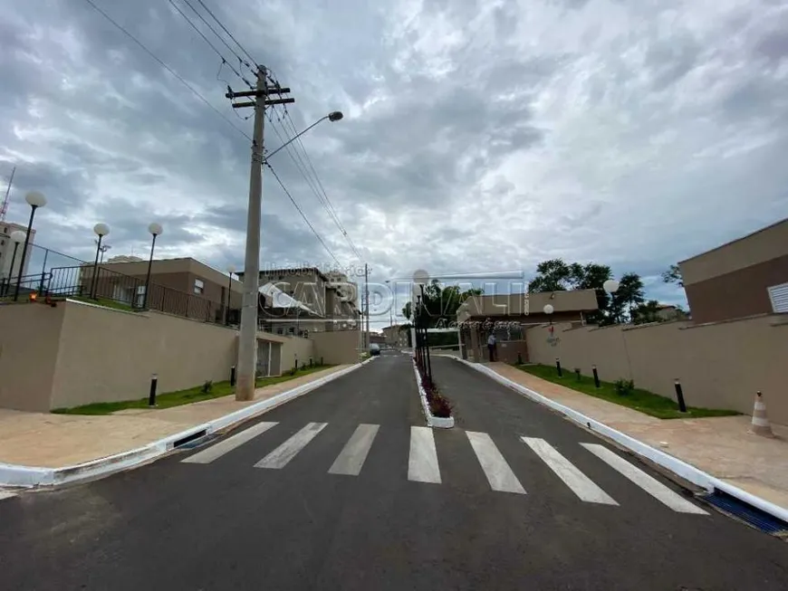 Foto 1 de Apartamento com 2 Quartos à venda, 49m² em Vila Rancho Velho, São Carlos