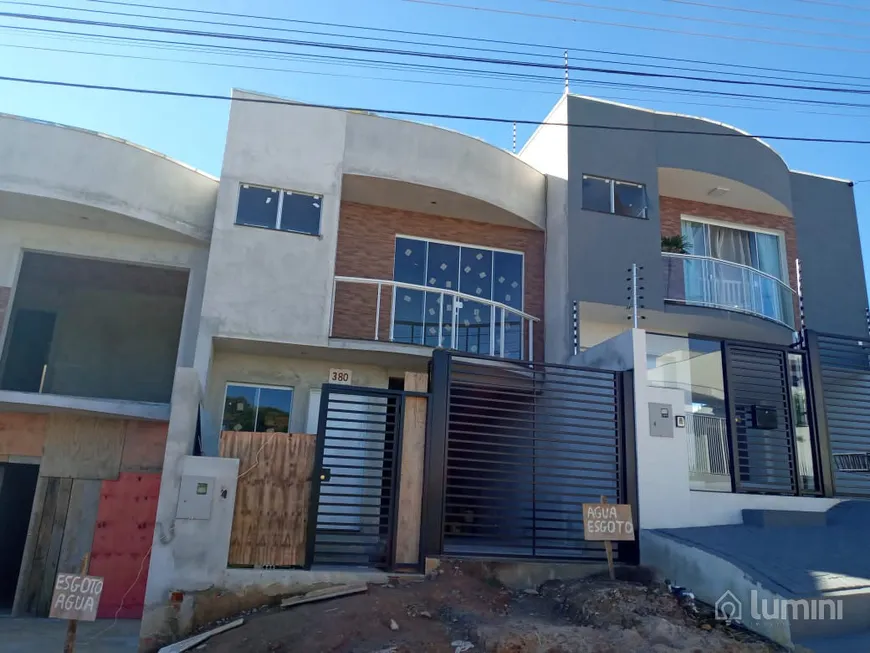 Foto 1 de Sobrado com 3 Quartos à venda, 128m² em Estrela, Ponta Grossa