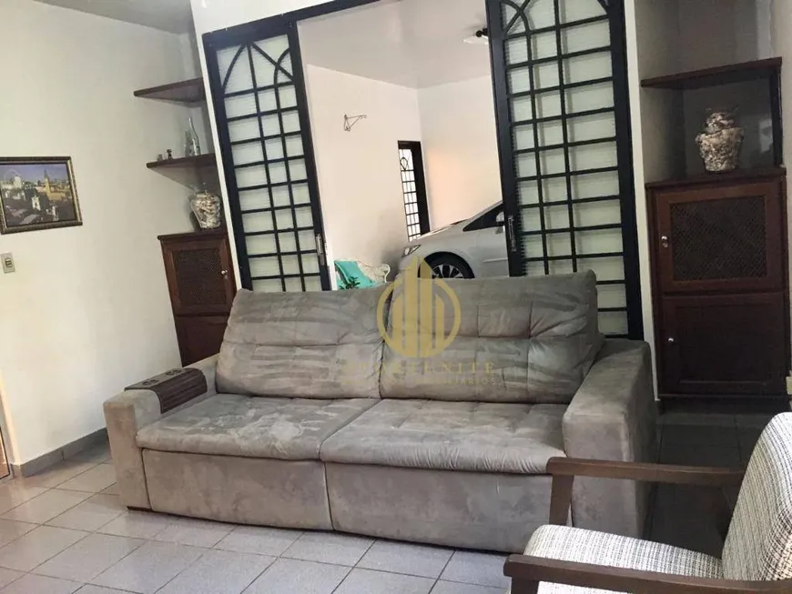 Foto 1 de Casa com 4 Quartos à venda, 300m² em Jardim Irajá, Ribeirão Preto