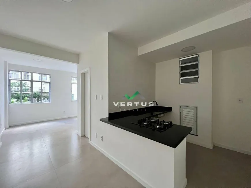 Foto 1 de Apartamento com 1 Quarto para venda ou aluguel, 30m² em Agriões, Teresópolis