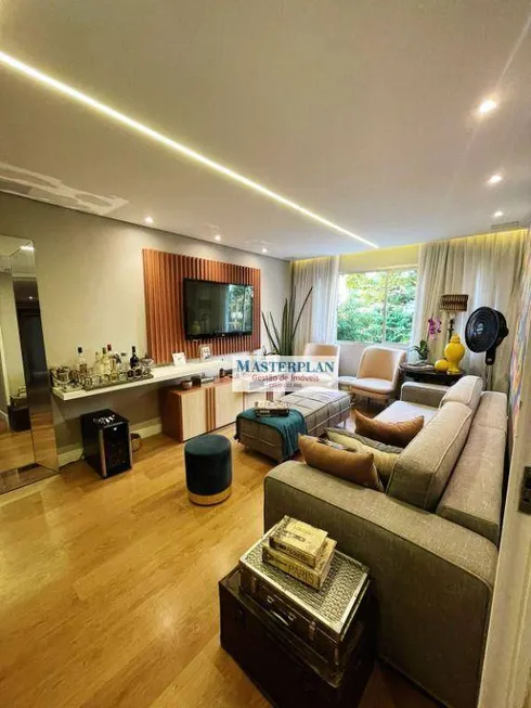 Foto 1 de Apartamento com 3 Quartos à venda, 111m² em Moema, São Paulo