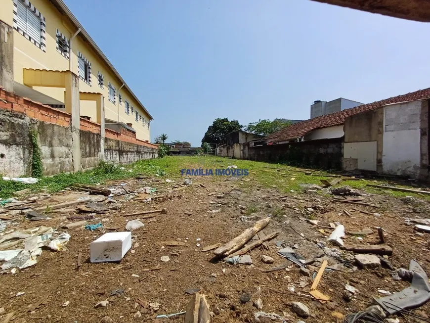 Foto 1 de Lote/Terreno à venda, 862m² em Parque São Vicente, São Vicente