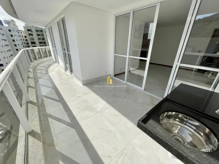 Foto 1 de Apartamento com 4 Quartos à venda, 112m² em Praia da Costa, Vila Velha