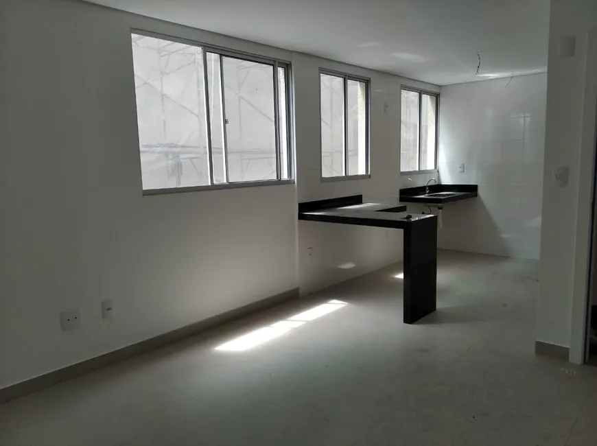 Foto 1 de Apartamento com 2 Quartos à venda, 60m² em Cabral, Contagem