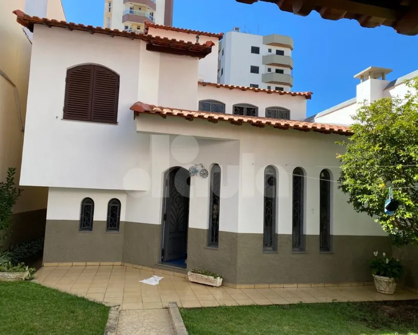 Foto 1 de Casa com 4 Quartos para alugar, 410m² em Vila Bastos, Santo André