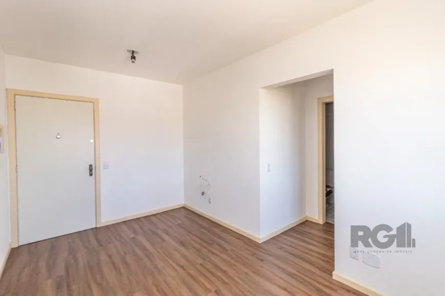 Foto 1 de Apartamento com 1 Quarto à venda, 39m² em Partenon, Porto Alegre