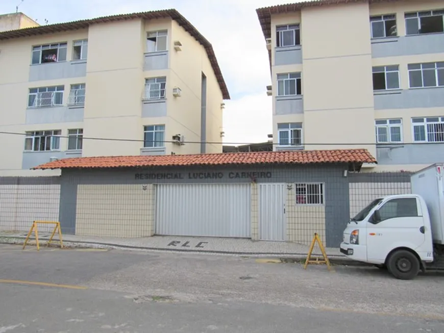 Foto 1 de Apartamento com 4 Quartos à venda, 98m² em Vila União, Fortaleza
