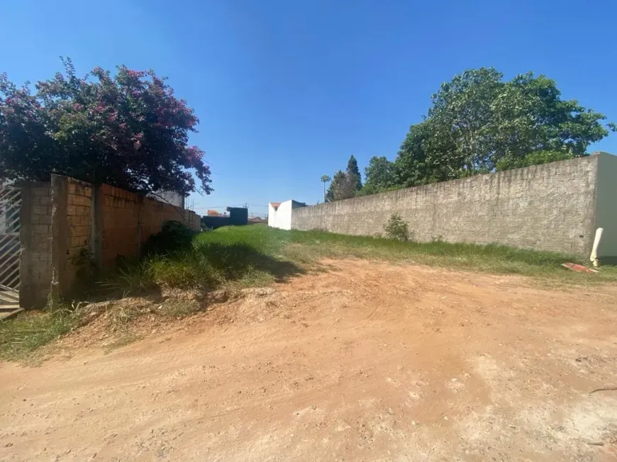 Foto 1 de Lote/Terreno à venda, 720m² em , Garça