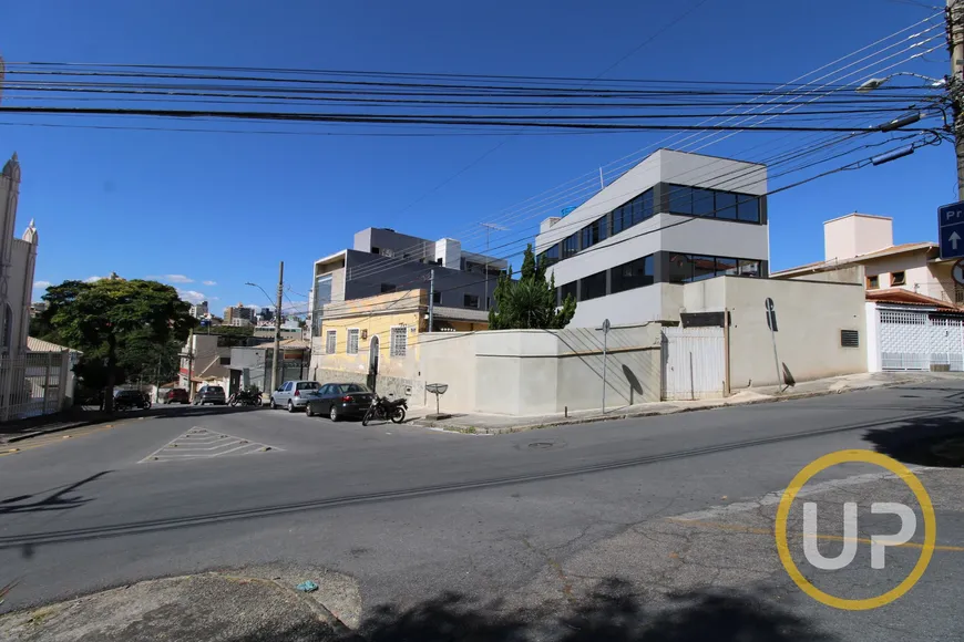 Foto 1 de Imóvel Comercial para alugar, 350m² em Renascença, Belo Horizonte