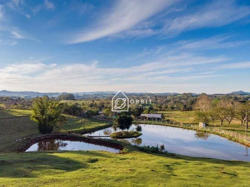 Foto 1 de Fazenda/Sítio com 2 Quartos à venda, 25000m² em Zona Rural, Mato Leitão