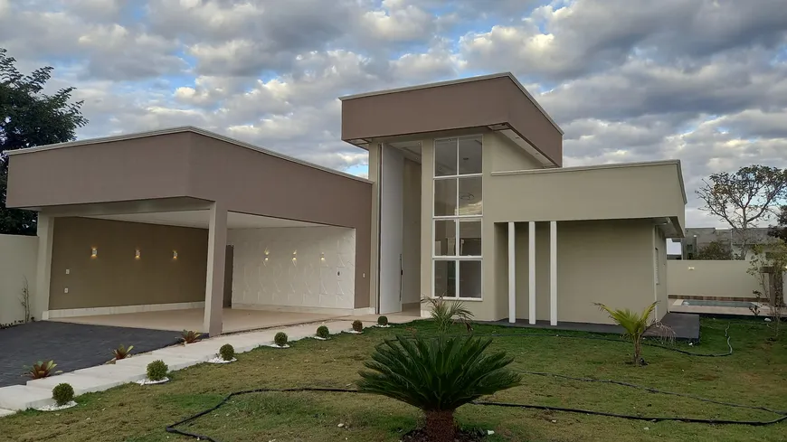 Foto 1 de Casa de Condomínio com 3 Quartos à venda, 230m² em Condominio Marinas di Caldas, Caldas Novas