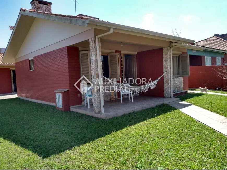 Foto 1 de Casa com 4 Quartos à venda, 179m² em Rainha Do Mar, Xangri-lá