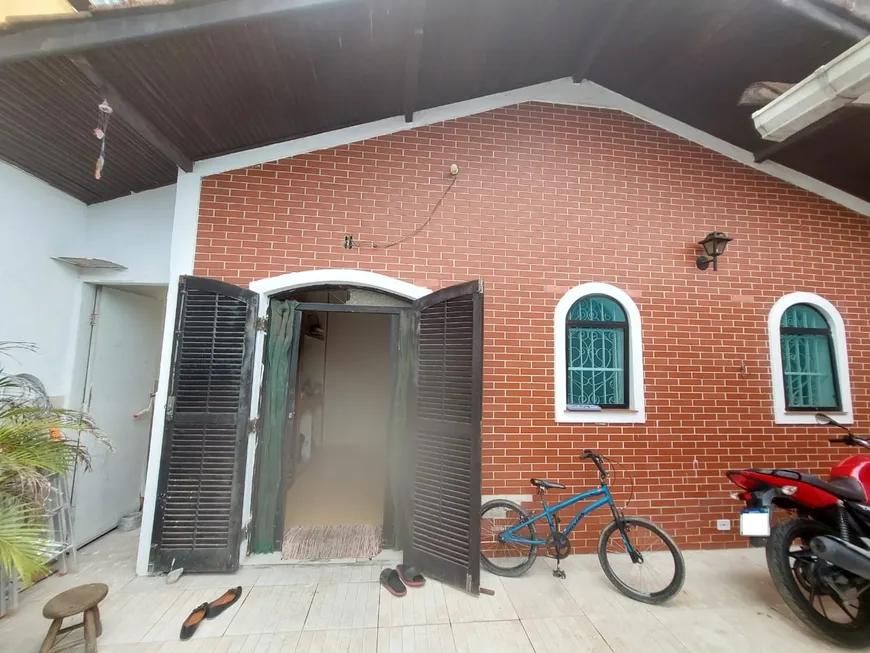 Foto 1 de Casa com 3 Quartos à venda, 122m² em Enseada, Guarujá