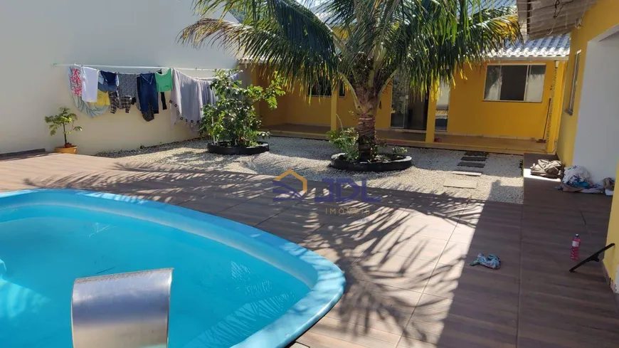 Foto 1 de Casa com 4 Quartos à venda, 180m² em Centro, Penha