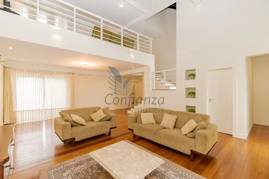 Foto 1 de Casa com 5 Quartos à venda, 441m² em Vista Alegre, Curitiba