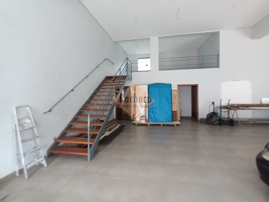 Foto 1 de Sala Comercial para alugar, 300m² em Vila Maria de Maggi, Suzano