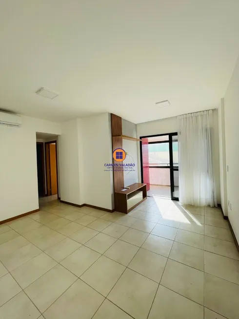 Foto 1 de Apartamento com 2 Quartos à venda, 70m² em Pituaçu, Salvador