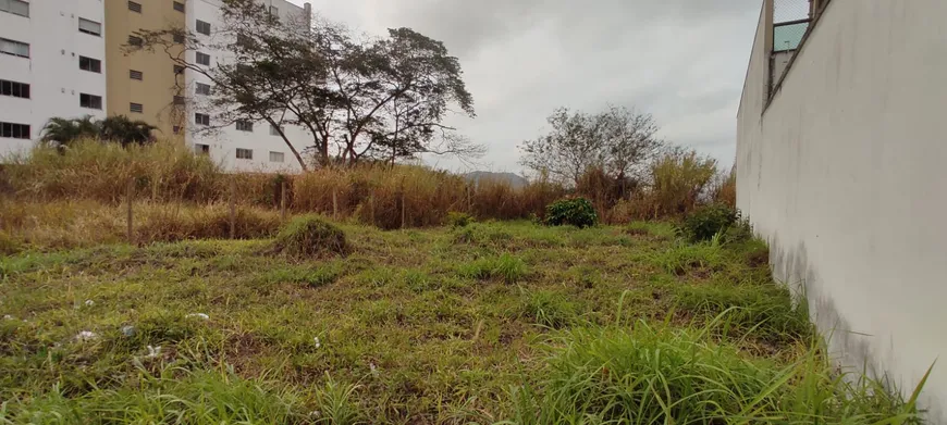 Foto 1 de Lote/Terreno à venda, 651m² em Cascatinha, Juiz de Fora