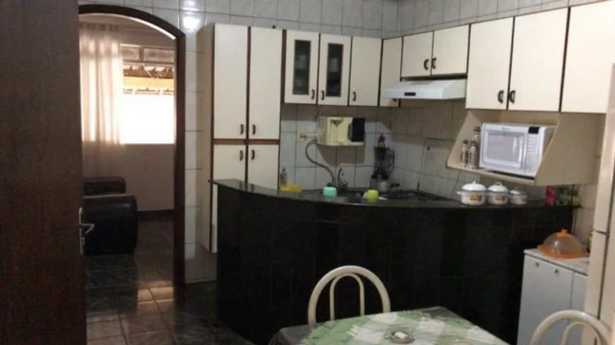 Foto 1 de Casa com 3 Quartos à venda, 200m² em Canaa, Ipatinga