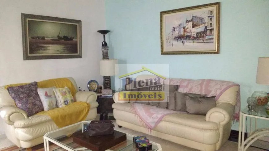 Foto 1 de Sobrado com 3 Quartos à venda, 172m² em Santo Antônio, Osasco