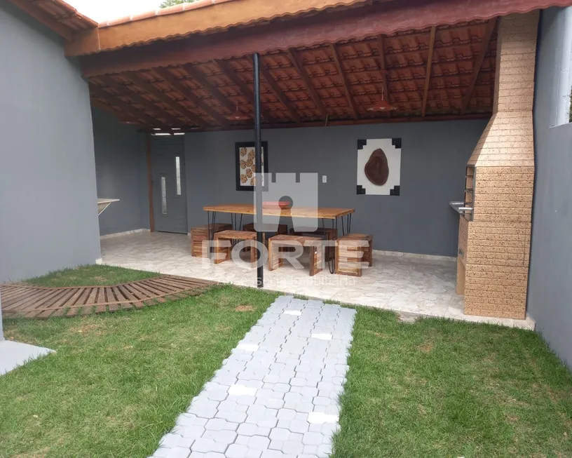 Foto 1 de Fazenda/Sítio com 3 Quartos à venda, 800m² em Parque Rodrigo Barreto, Arujá