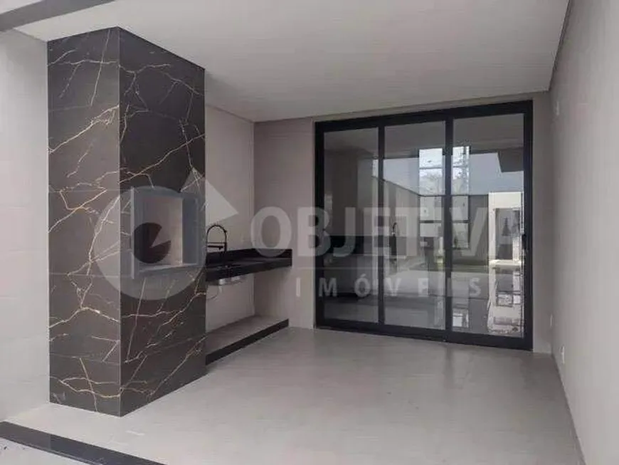 Foto 1 de Casa com 3 Quartos à venda, 166m² em Pampulha, Uberlândia