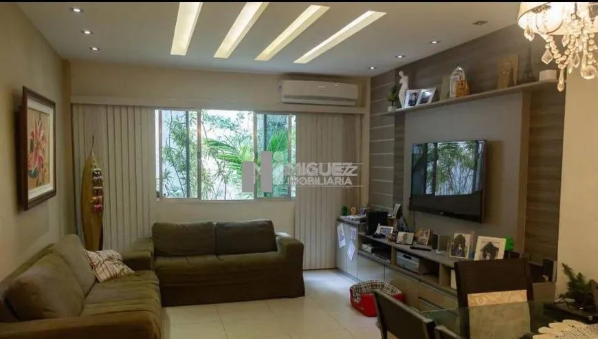 Foto 1 de Casa com 3 Quartos à venda, 240m² em Tijuca, Rio de Janeiro
