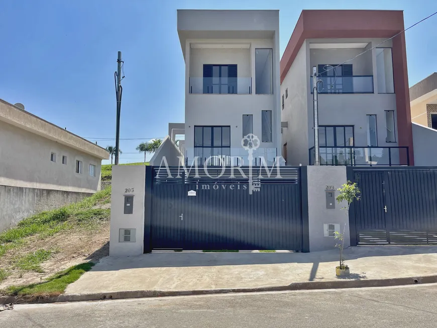 Foto 1 de Casa de Condomínio com 3 Quartos à venda, 133m² em Chácara Jaguari Fazendinha, Santana de Parnaíba