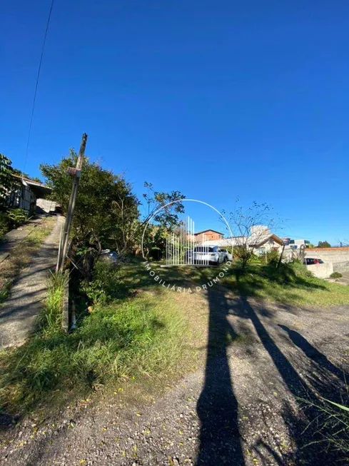 Foto 1 de Lote/Terreno à venda, 565m² em Joao Paulo, Florianópolis