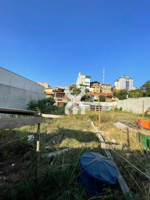 Foto 1 de Lote/Terreno à venda, 680m² em Nova Floresta, Belo Horizonte