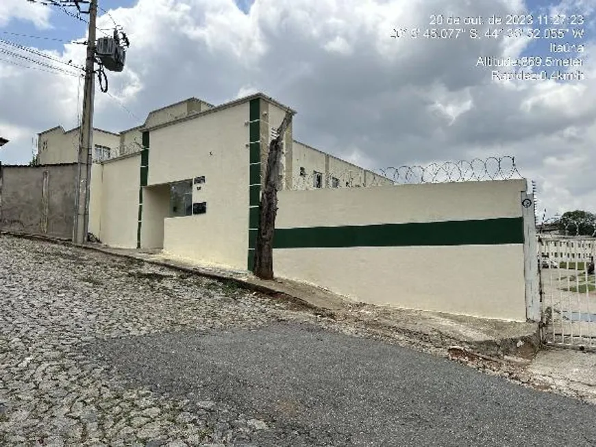 Foto 1 de Apartamento com 2 Quartos à venda, 45m² em Itaunense II, Itaúna