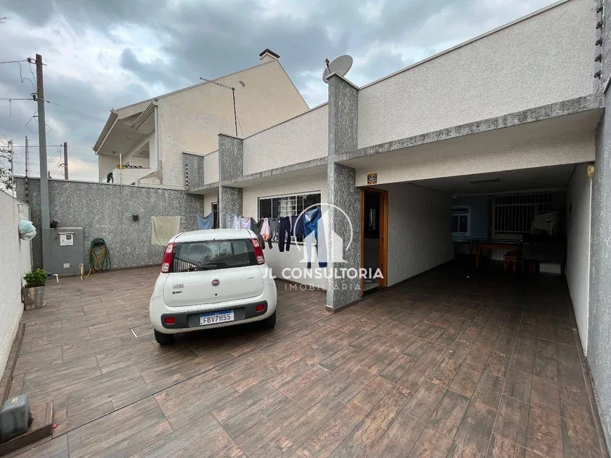 Foto 1 de Casa com 3 Quartos à venda, 130m² em Ganchinho, Curitiba