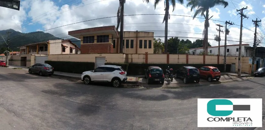 Foto 1 de Galpão/Depósito/Armazém à venda, 2673m² em Centro, Maranguape