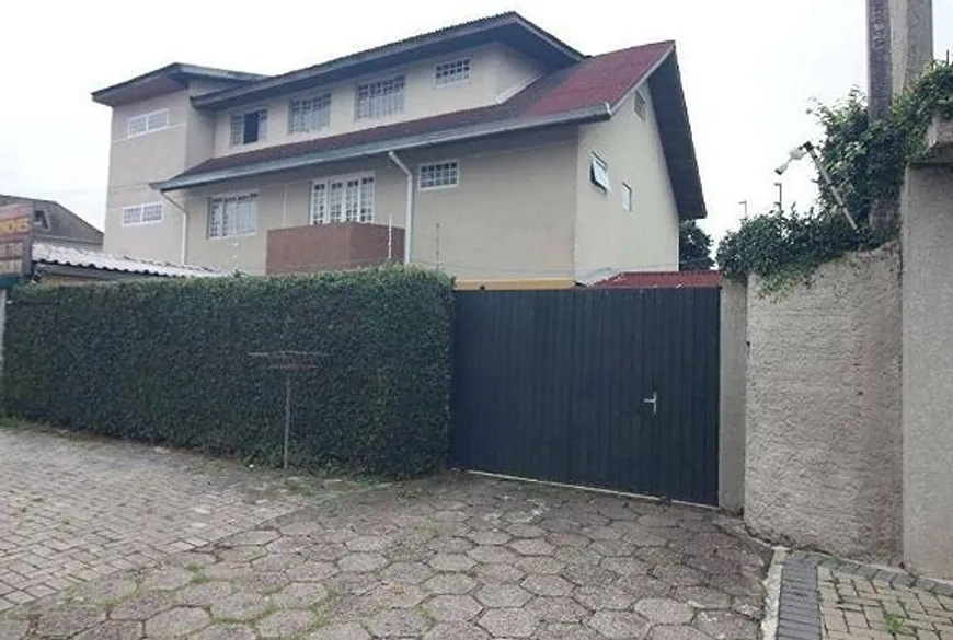 Foto 1 de Casa com 2 Quartos para alugar, 85m² em Vista Alegre, Curitiba