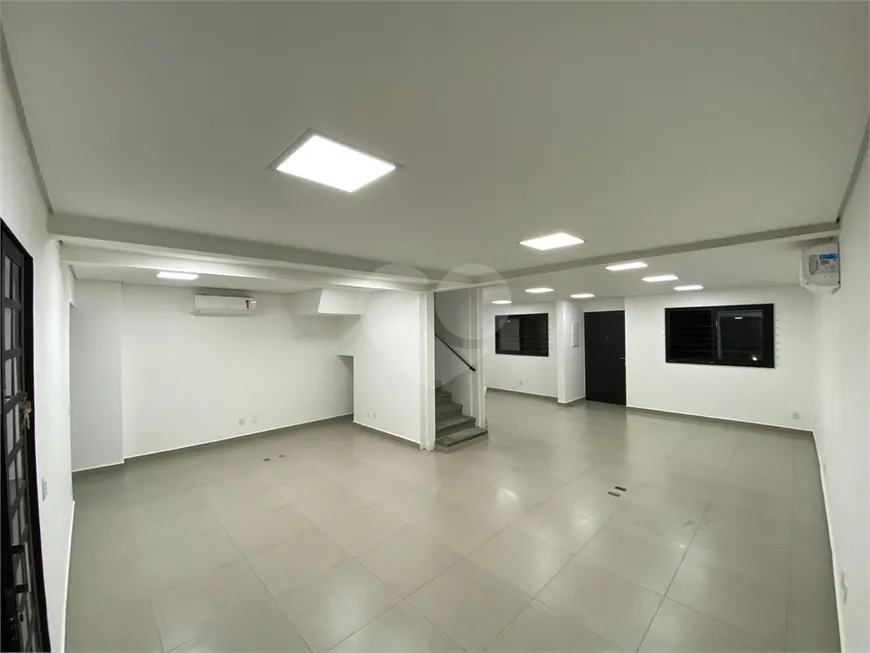 Foto 1 de Casa com 1 Quarto para alugar, 180m² em Vila Olímpia, São Paulo