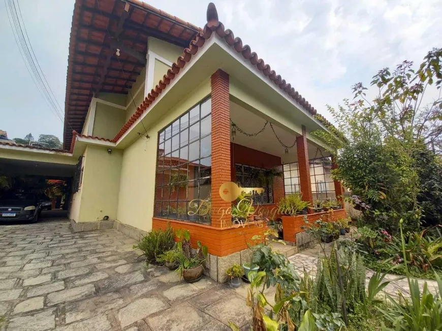 Foto 1 de Casa com 4 Quartos à venda, 550m² em Tijuca, Teresópolis