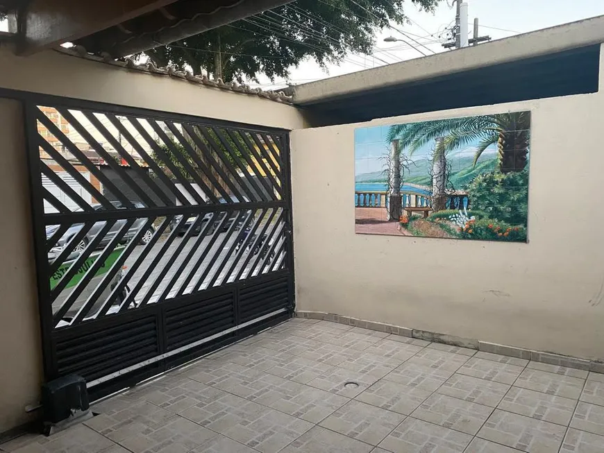 Foto 1 de Casa com 3 Quartos à venda, 150m² em Canto do Forte, Praia Grande