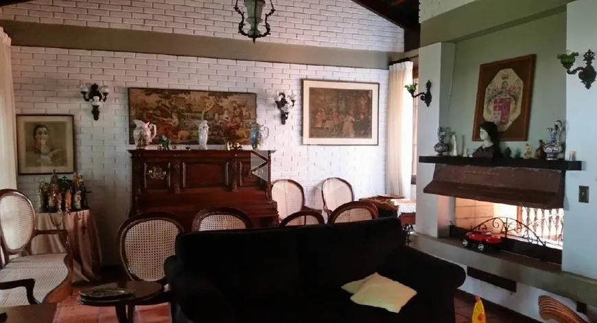 Foto 1 de Casa com 5 Quartos à venda, 365m² em Ipanema, Porto Alegre