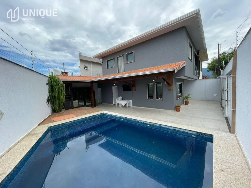 Foto 1 de Casa com 3 Quartos à venda, 210m² em Vila Caicara, Praia Grande