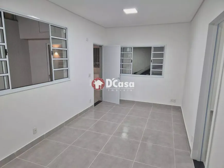 Foto 1 de Casa com 3 Quartos para alugar, 90m² em Jardim Maria Augusta, Taubaté